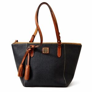NEW Dooney & Bourke Black leather large tote
